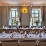 Hotel Schloss Rattey