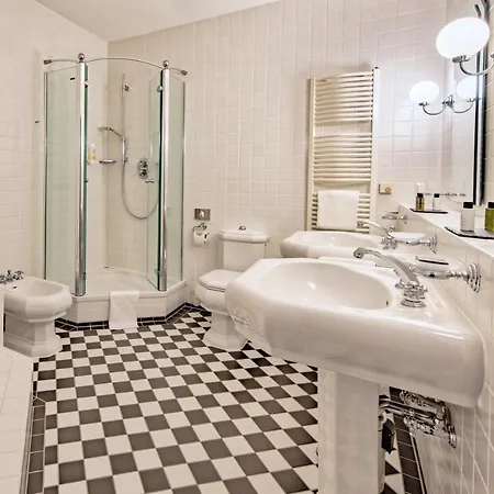 Hotel Schloss Rattey