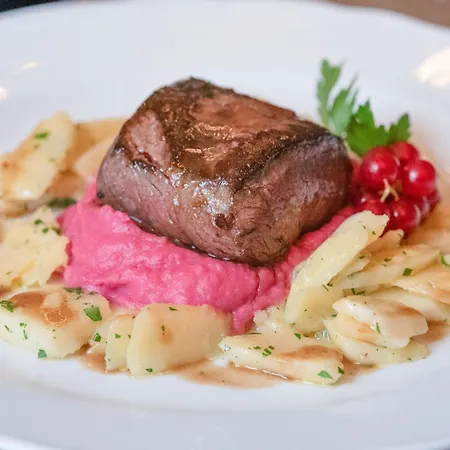 Hotel Schloss Rattey *