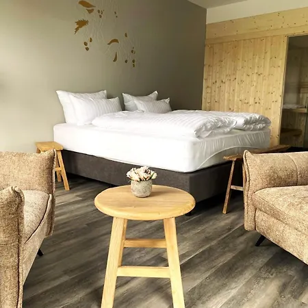 Hotel Schloss Rattey Schonbeck (Mecklenburg-Vorpommern)