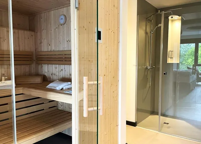 Schloss Rattey Hotel *