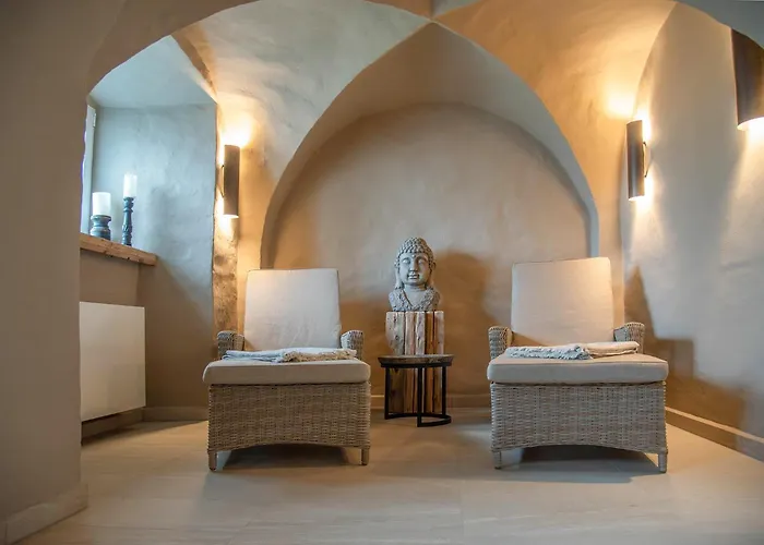 Schloss Rattey Hotel *